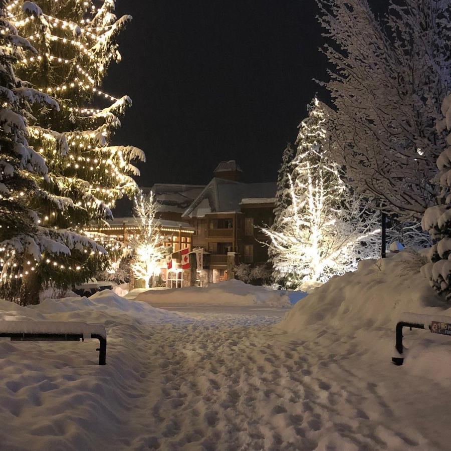 Hilton Grand Vacations Club Whistler Hotel Exterior foto